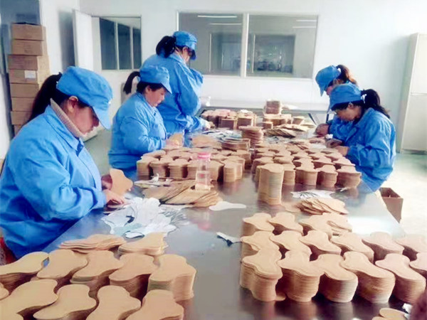 膏藥貼牌是什么意思？委托膏藥代加工的優(yōu)勢(shì)是什么？