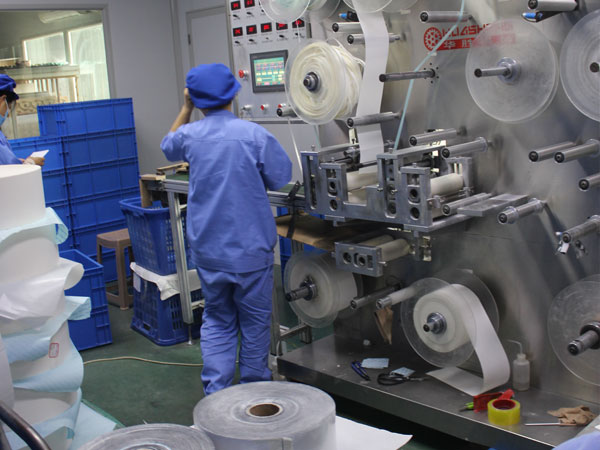 膏藥貼品牌電商怎么找膏藥加工廠加工生產(chǎn)膏藥？