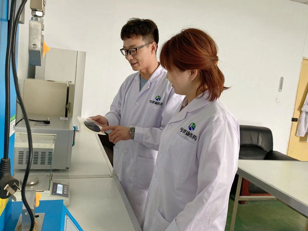 膏藥加工貼牌收費(fèi)與哪些有關(guān)？貼牌費(fèi)用多少錢(qián)？